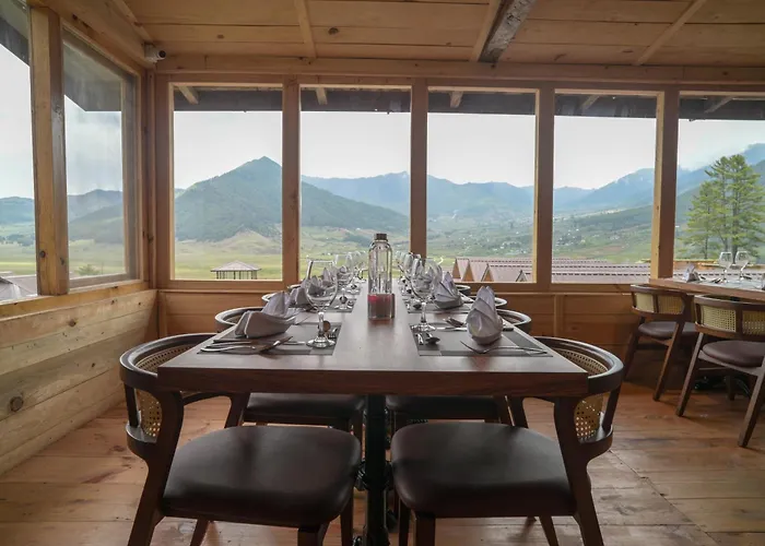 Gangtey Pinewood Resort